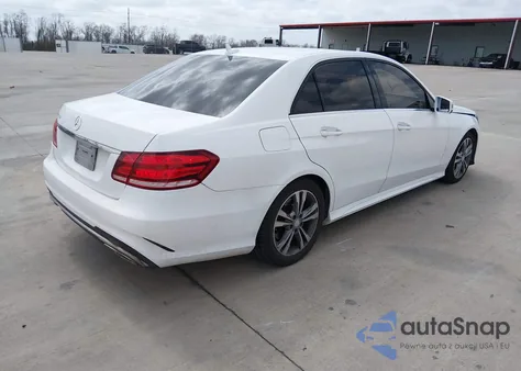 2015 Mercedes-Benz E 350 z USA, uszkodzony, nr VIN WDDHF5KB4FB128466